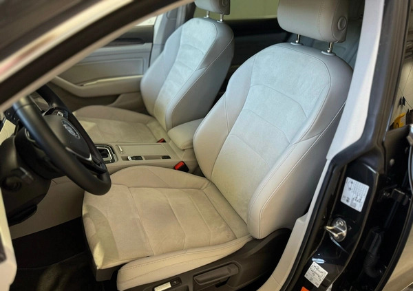 Volkswagen Arteon cena 141900 przebieg: 64722, rok produkcji 2019 z Słubice małe 497